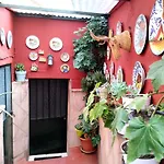 Typical Andalusian House In The Center Of Ronda / Casa Tipica Andaluza En El Centro De Ronda.