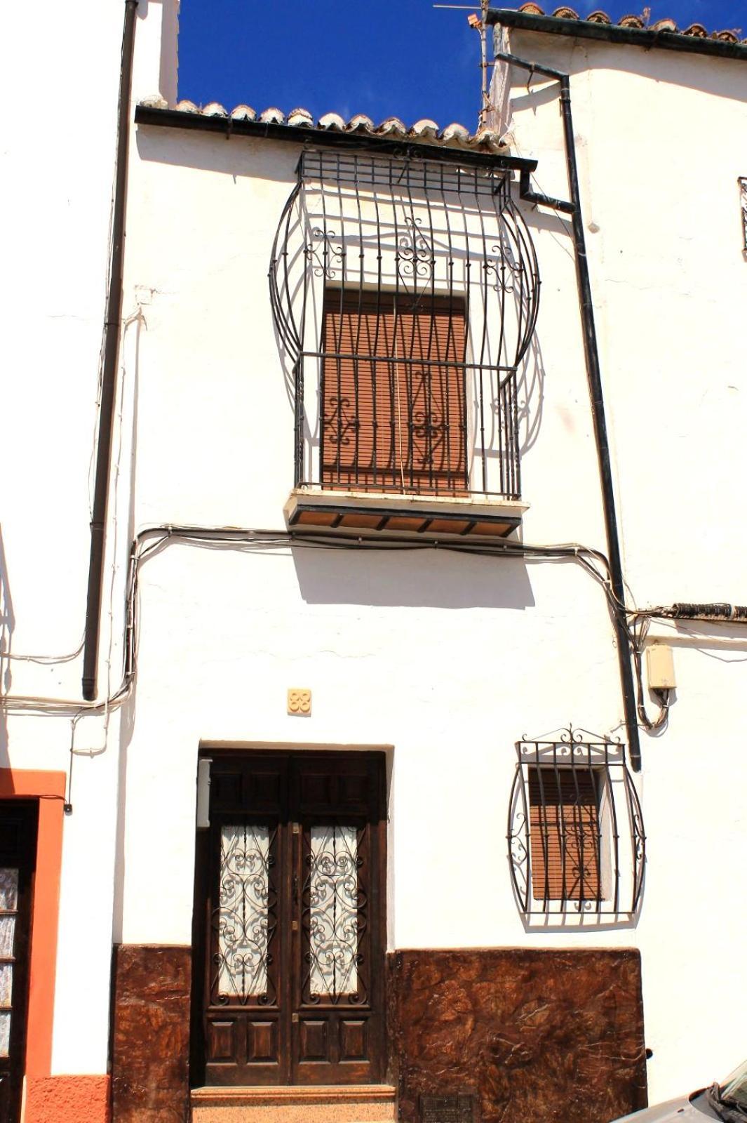 Typical Andalusian House In The Center Of / Casa Tipica Andaluza En El Centro De Ronda. Holiday home Ronda